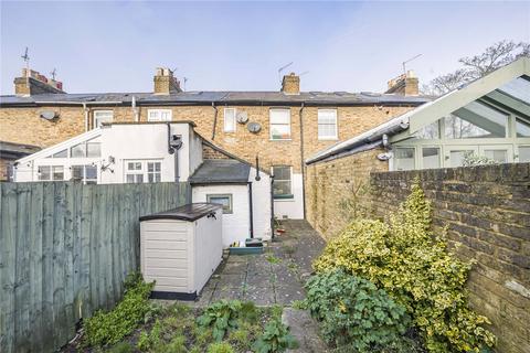 35 Albion Road, Twickenham, TW2 6QJ