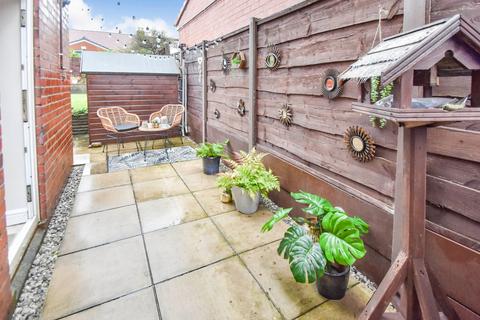 11 Apollo Avenue, Bury, BL9 8HG