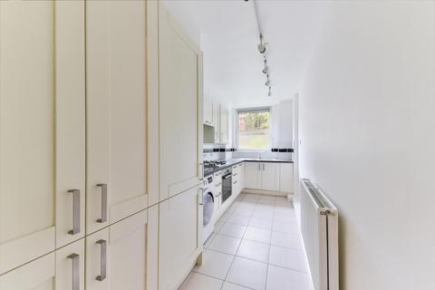 2 bedroom flat to rent, Marlborough Place, London, NW8