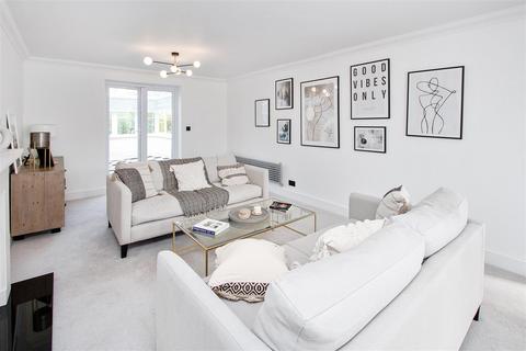 5 bedroom detached house to rent, Pinewood Place, Bexley Park