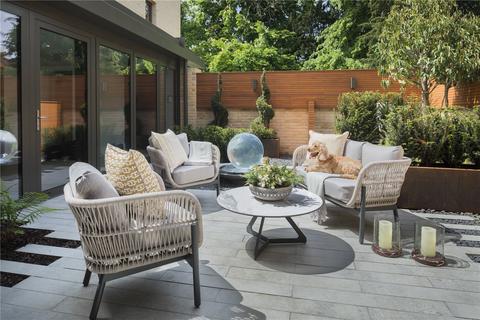 undefined, The Crescent, Elms Road, Thame, Oxfordshire, OX9