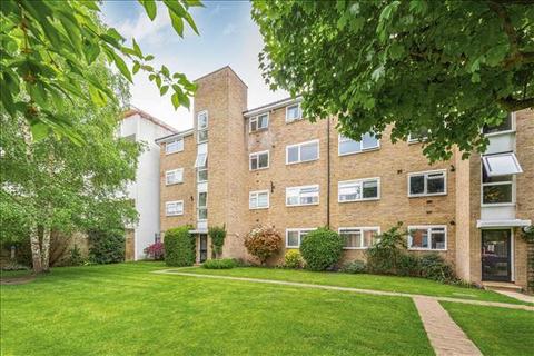 Flat 17, Wessex Court Putney Hill, London, SW15 6BG