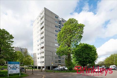 3 bedroom apartment for sale, Bramley House, Roehampton, SW15