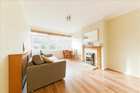 1 bedroom apartment for sale, Florys Court, Southfields, SW19