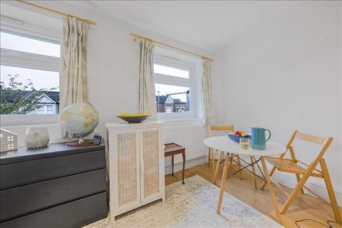 1 bedroom apartment for sale, Gressenhall Road, London, SW18