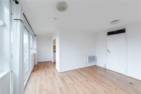 2 bedroom apartment to rent, Leith Towers, London, SM2