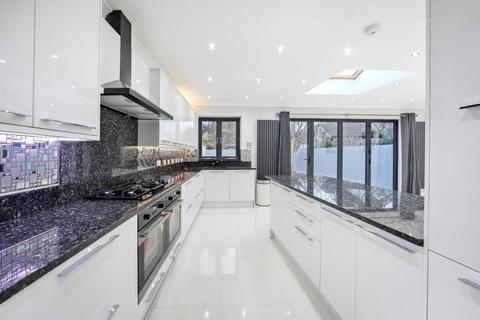 7 bedroom semi-detached house to rent, Norfolk Road, London, SW19