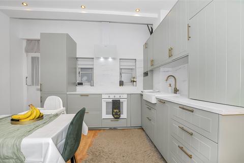 1 bedroom apartment for sale, Durnsford Road, Wimbledon, SW19