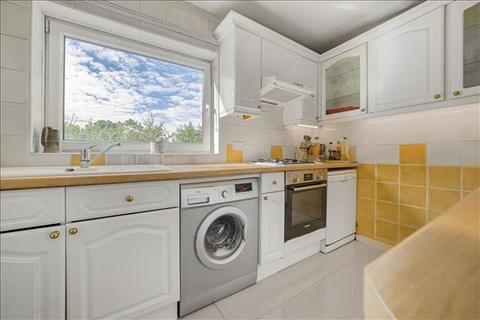 1 bedroom apartment for sale, Bartholomew Close, London, SW18