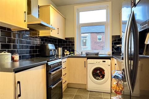 36 Fraser Street, Shaw, Oldham, OL2 7SD