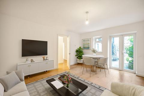 3 bedroom flat for sale, Brondesbury Villas, London, NW6