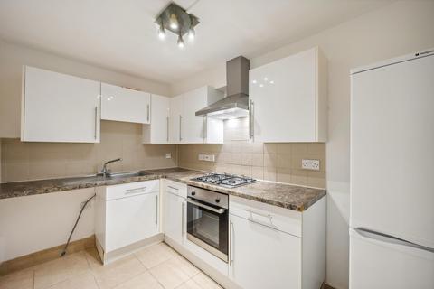 3 bedroom flat for sale, Brondesbury Villas, London, NW6