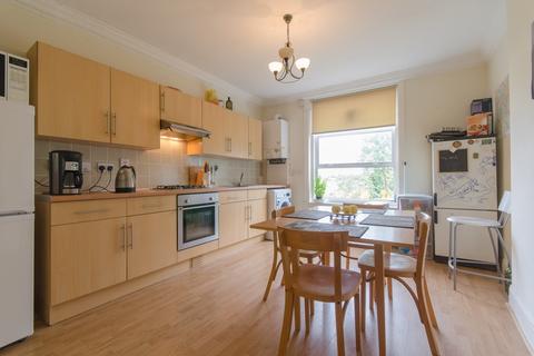 2 bedroom flat to rent, Musgrove Road Telegraph Hill SE14