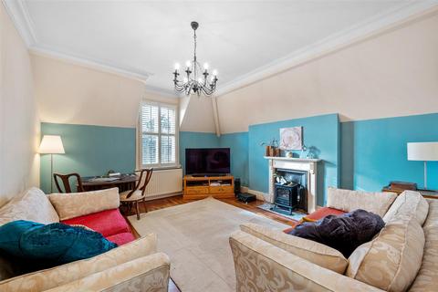 2 bedroom apartment to rent, Lingfield Road, Wimbledon Village, SW19