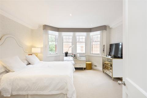 3 bedroom duplex for sale, Egerton Gardens, London, SW3