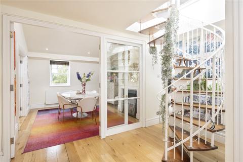 3 bedroom duplex for sale, Egerton Gardens, London, SW3