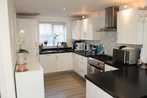 3 bedroom end of terrace house for sale, Sturdy Lane, Woburn Sands MK17