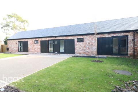 3 bedroom bungalow for sale, Rawreth Lane, Wickford