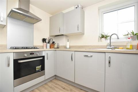 2 bedroom flat to rent, London, SW11