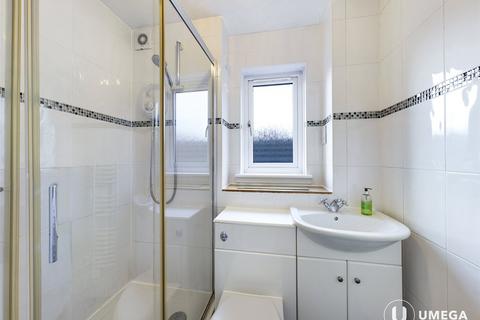 3 bedroom apartment to rent, Connaught Place, Ferry Road, Edinburgh, EH6