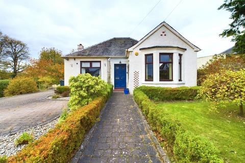 3 bedroom detached house to rent, Drylaw Crescent, Blackhall, Edinburgh, EH4