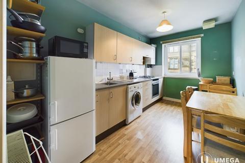 2 bedroom apartment to rent, Waverley Park, Meadowbank, Edinburgh, EH8