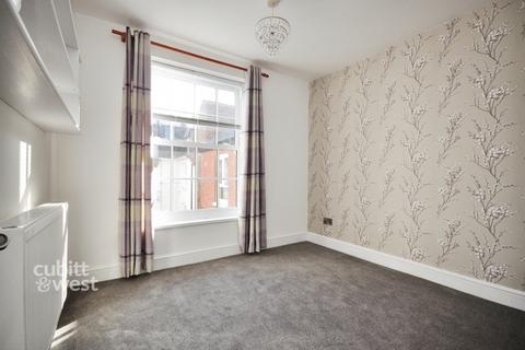 2 bedroom apartment to rent, Hampshire Terrace Portsmouth PO1