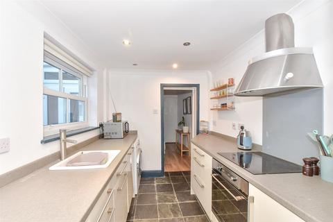 24 Argyle Road, Whitstable, CT5 1JS
