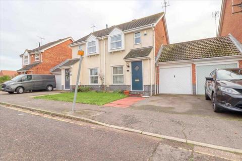 2 bedroom semi-detached house for sale, Clacton On Sea, Clacton on Sea CO15