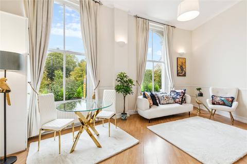 1 bedroom apartment for sale, North Side Wandsworth Common, London, SW18