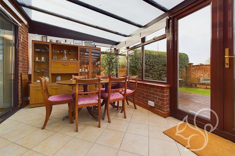 1 Brambledown, West Mersea, Colchester, CO5 8RY