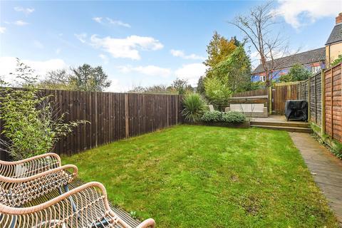 3 bedroom terraced house for sale, Barentin Way, Petersfield, Hampshire, GU31