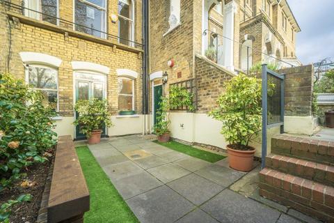 2 bedroom flat for sale, Camden Terrace, London NW1