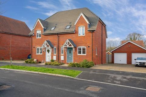 2 bedroom semi-detached house to rent, Pike Reach, Wantage OX12