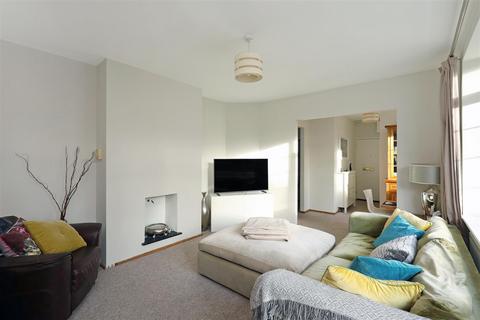 3 bedroom flat for sale, Wimbledon Park Side, London