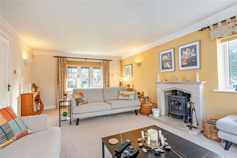 6 bedroom detached house for sale, Benett Gardens, Shaw, Newbury, Berkshire, RG14