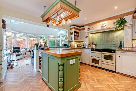 6 bedroom detached house for sale, Benett Gardens, Shaw, Newbury, Berkshire, RG14