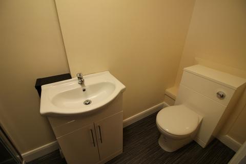 1 bedroom in a house share to rent, 28 Gordon Road, Liverpool L21