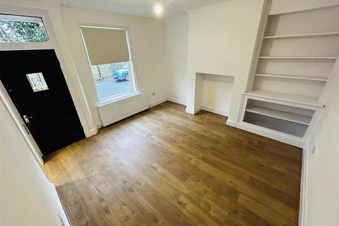 2 bedroom terraced house to rent, Vesper Grove, Kirkstall, Leeds, LS5 3JW