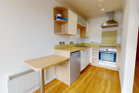 2 bedroom apartment to rent, Station Road, Swanage