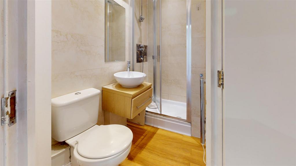 Bathroom (7).jpg