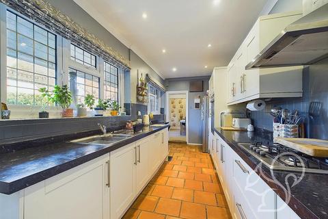 21 Halstead Road, Earls Colne, Colchester, CO6 2NG