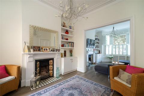 5 bedroom terraced house for sale, Wroughton Road, London, SW11