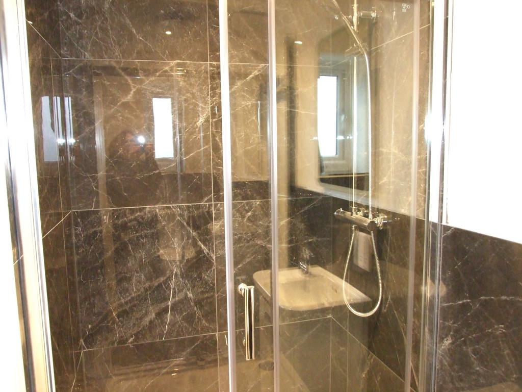 New Shower Cubicle 31 A