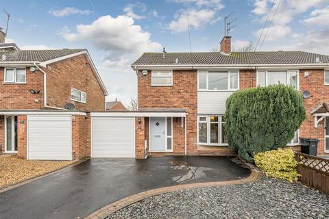 3 bedroom semi-detached house for sale, Ashdown Drive, Stourbridge, DY8 5QY