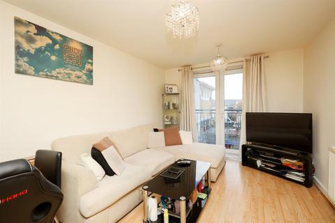 1 bedroom flat for sale, Waxlow Way, Northolt