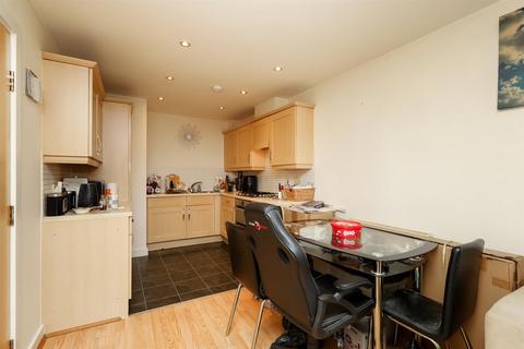 1 bedroom flat for sale, Waxlow Way, Northolt