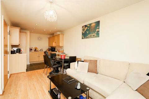 1 bedroom flat for sale, Waxlow Way, Northolt