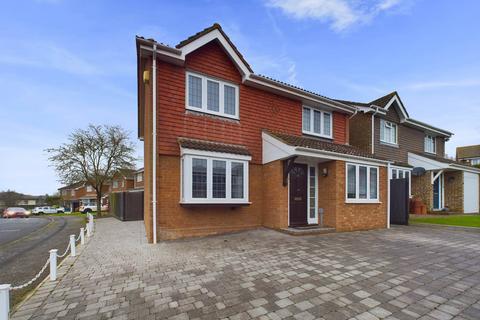 5 bedroom detached house for sale, Oaklands, Pevensey