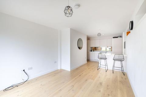 1 bedroom flat for sale, The Drive, Coulsdon, CR5